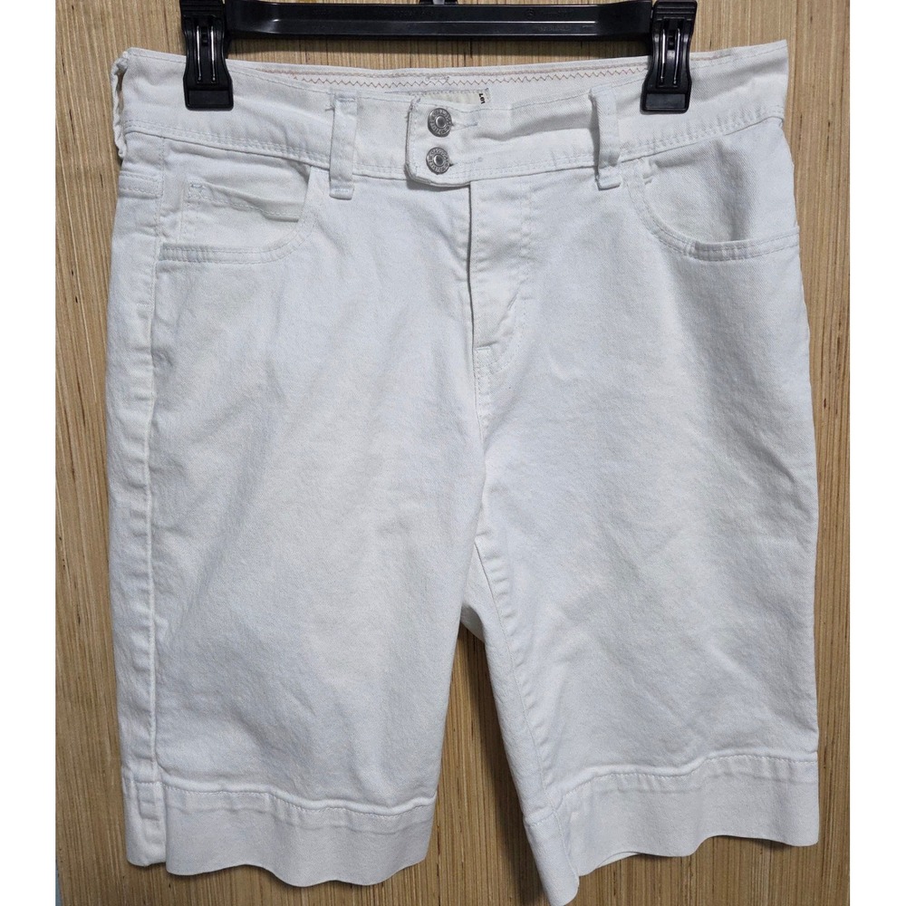 Levis 515 White Denim Bermuda Shorts Womens 8 Double Button Flap Pocket Stretch